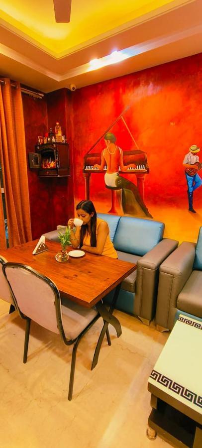 Vinanda Home Stay New Delhi Buitenkant foto